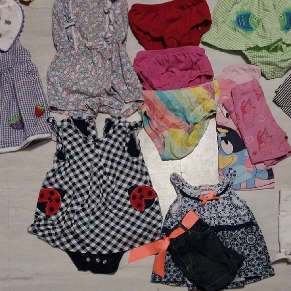 18-24 Month Girl Bundle - Picture 4 of 9